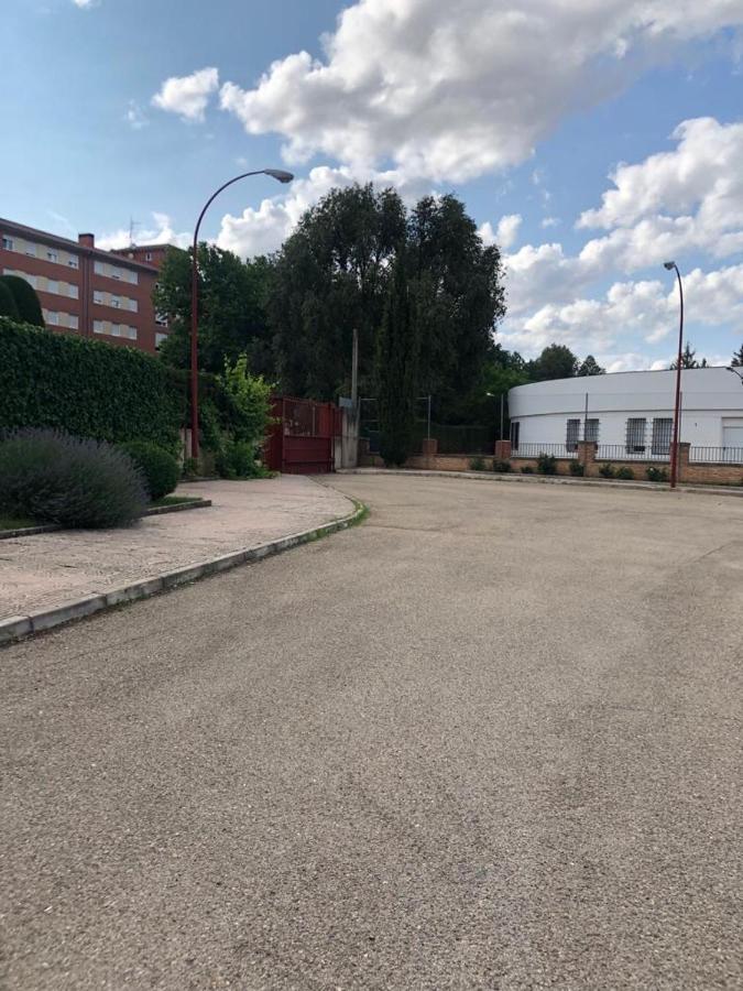 Residencia Hospital Del Rey Vandrehjem Burgo Eksteriør billede